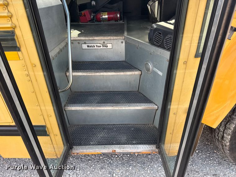 image for item DQ4172 2012 Blue Bird Bb Conventional school bus