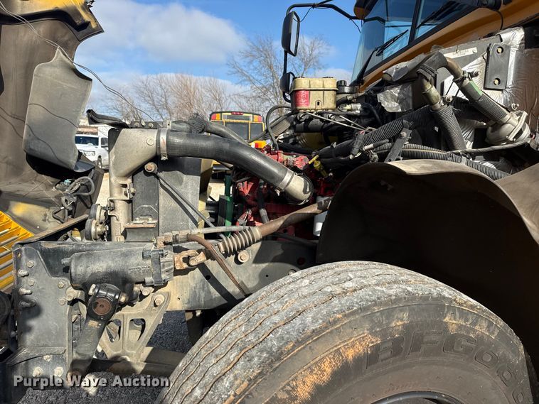 image for item DQ4172 2012 Blue Bird Bb Conventional school bus