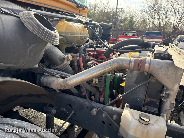 image for item DQ4172 2012 Blue Bird Bb Conventional school bus