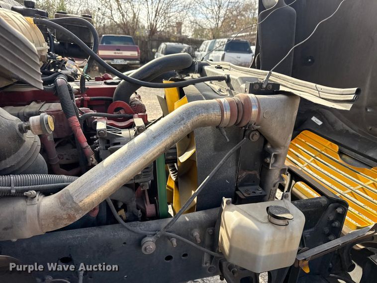 image for item DQ4172 2012 Blue Bird Bb Conventional school bus