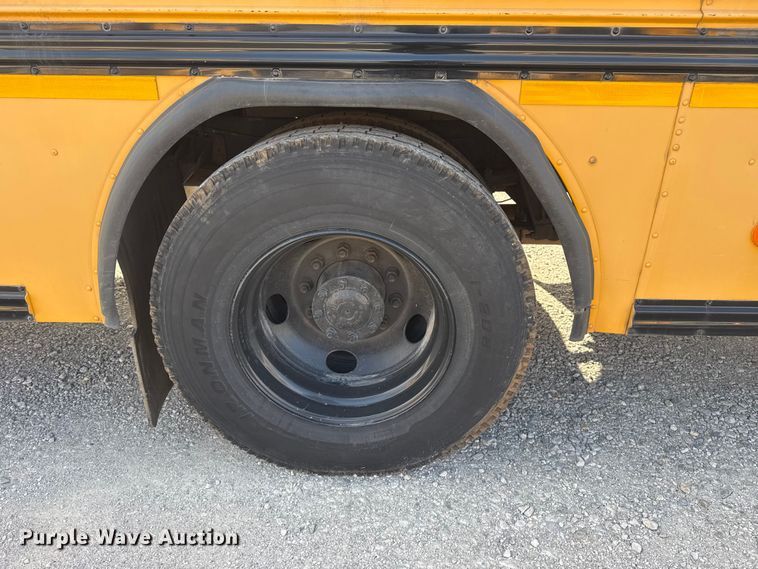 image for item DQ4172 2012 Blue Bird Bb Conventional school bus