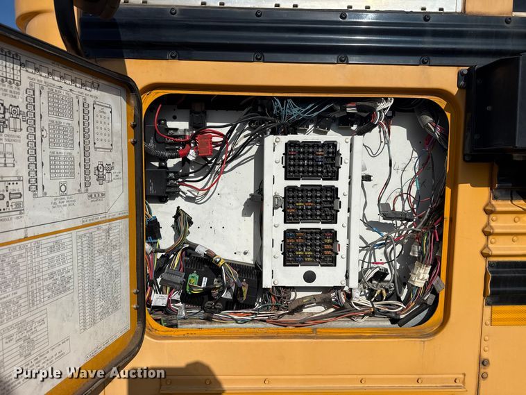 image for item DQ4173 2012 Blue Bird Bb Conventional school bus