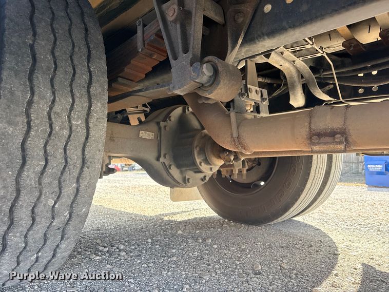 image for item DQ4173 2012 Blue Bird Bb Conventional school bus