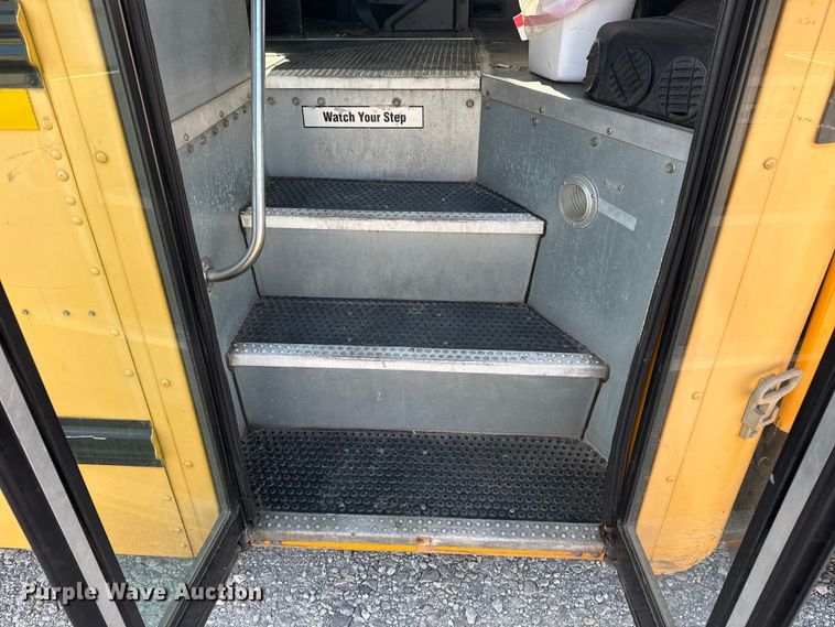 image for item DQ4173 2012 Blue Bird Bb Conventional school bus