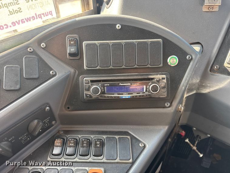 image for item DQ4173 2012 Blue Bird Bb Conventional school bus