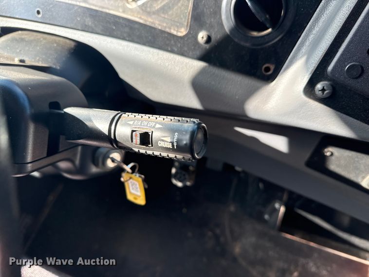 image for item DQ4173 2012 Blue Bird Bb Conventional school bus