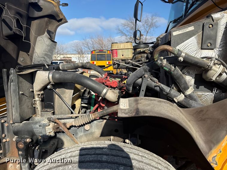 image for item DQ4173 2012 Blue Bird Bb Conventional school bus