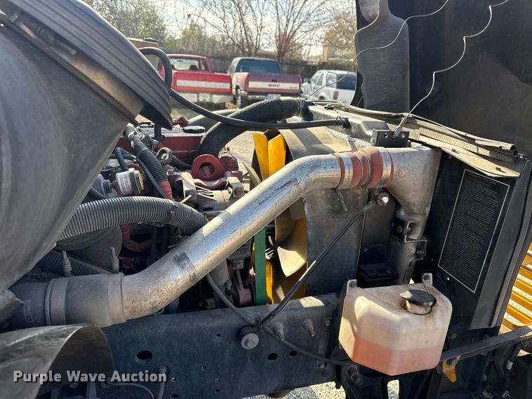 image for item DQ4173 2012 Blue Bird Bb Conventional school bus