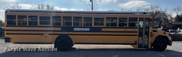 image for item DQ4174 2011 Blue Bird Bb Conventional school bus