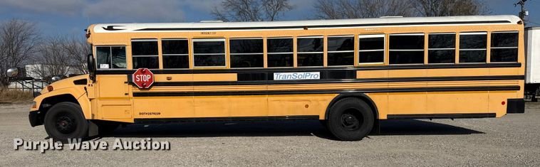 image for item DQ4174 2011 Blue Bird Bb Conventional school bus