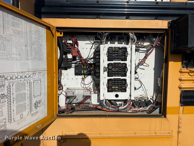 image for item DQ4174 2011 Blue Bird Bb Conventional school bus