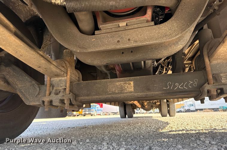 image for item DQ4174 2011 Blue Bird Bb Conventional school bus