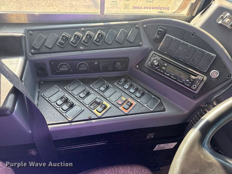 image for item DQ4174 2011 Blue Bird Bb Conventional school bus