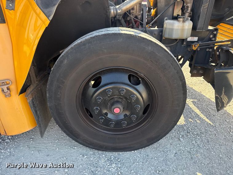 image for item DQ4174 2011 Blue Bird Bb Conventional school bus