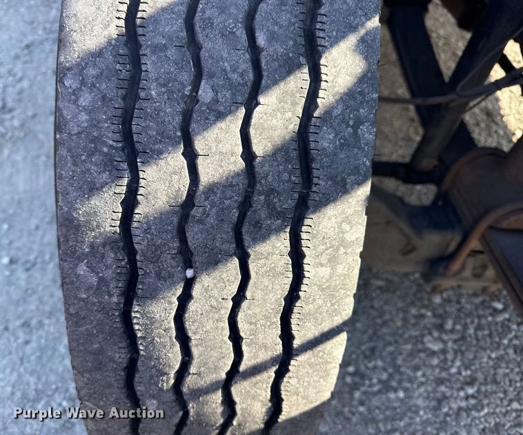 image for item DQ4174 2011 Blue Bird Bb Conventional school bus