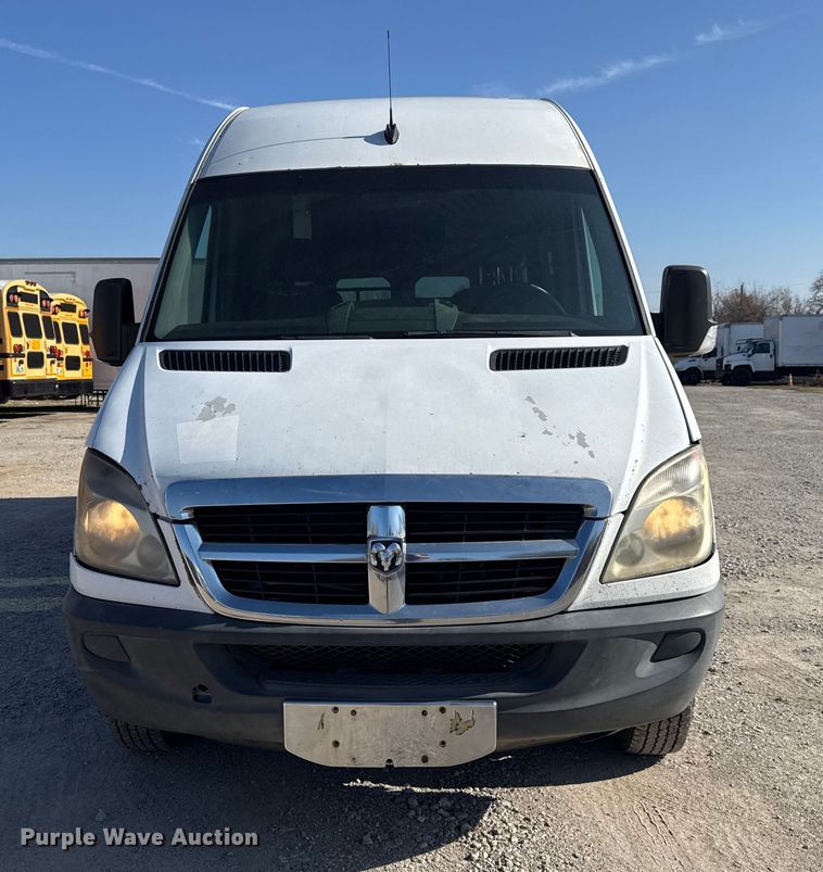 image for item DQ4176 2007 Dodge Sprinter shuttle bus