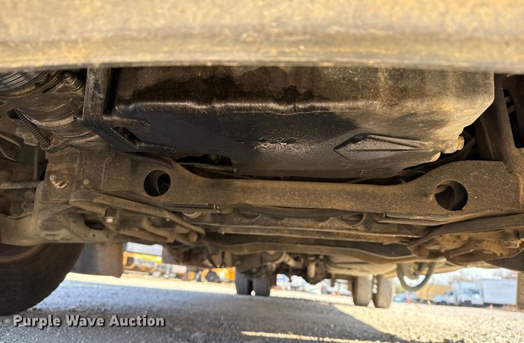 image for item DQ4176 2007 Dodge Sprinter shuttle bus