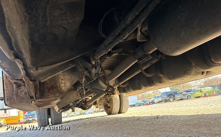 image for item DQ4176 2007 Dodge Sprinter shuttle bus