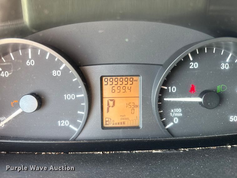 image for item DQ4176 2007 Dodge Sprinter shuttle bus