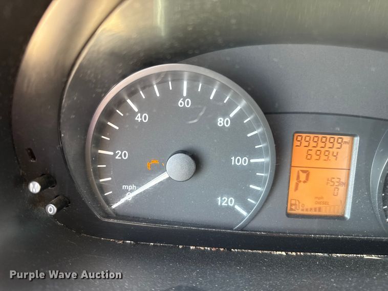 image for item DQ4176 2007 Dodge Sprinter shuttle bus