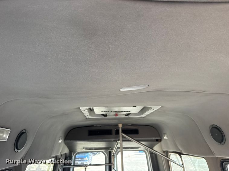 image for item DQ4176 2007 Dodge Sprinter shuttle bus