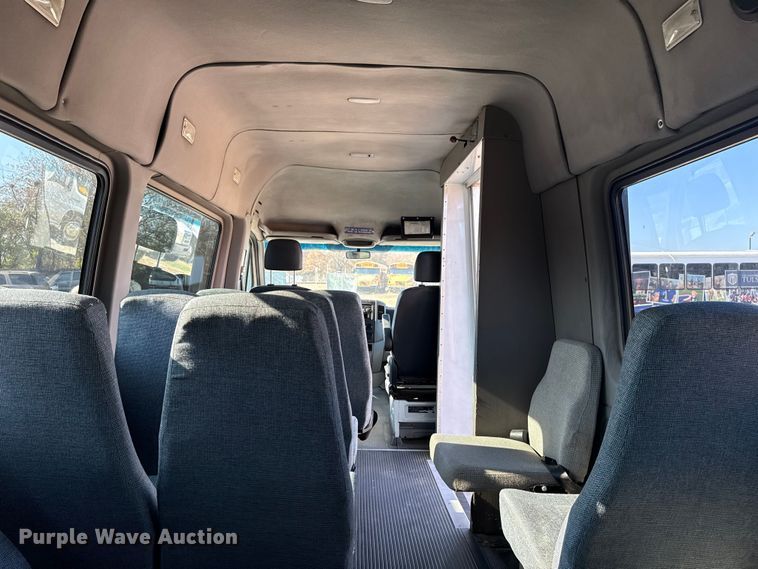 image for item DQ4176 2007 Dodge Sprinter shuttle bus