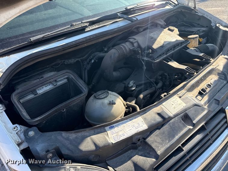 image for item DQ4176 2007 Dodge Sprinter shuttle bus