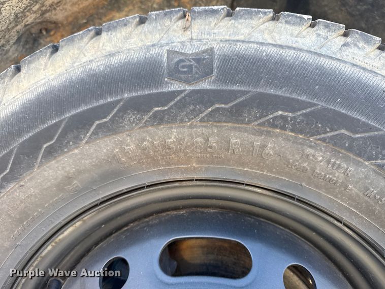 image for item DQ4176 2007 Dodge Sprinter shuttle bus