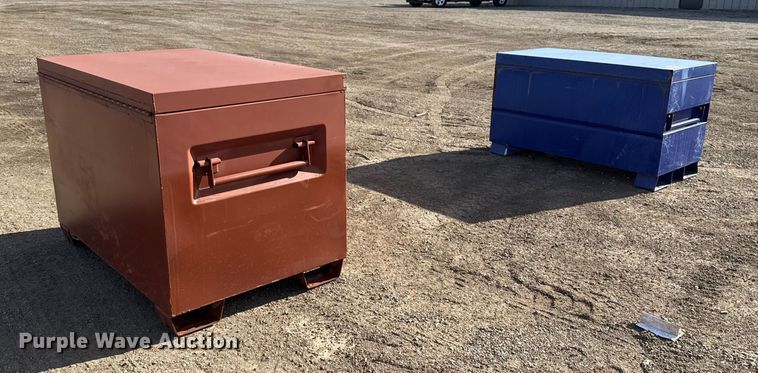 image for item DQ4179 (2) toolboxes