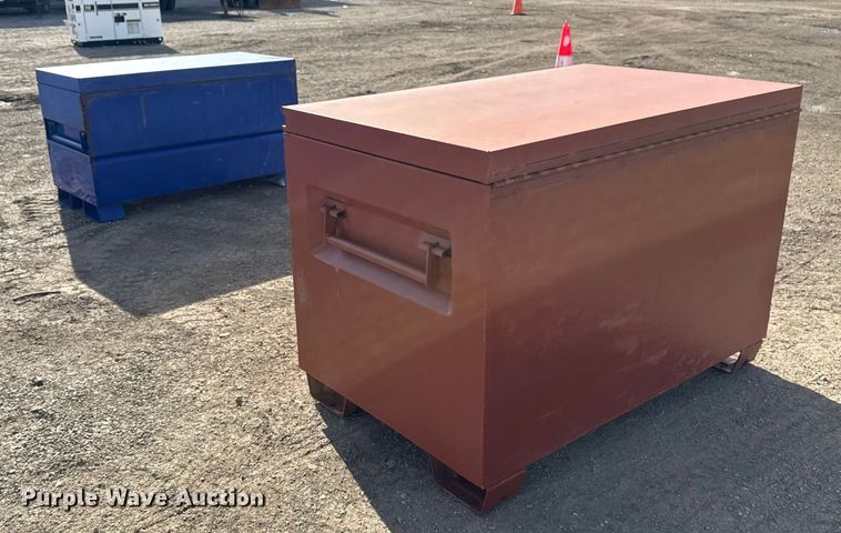 image for item DQ4179 (2) toolboxes