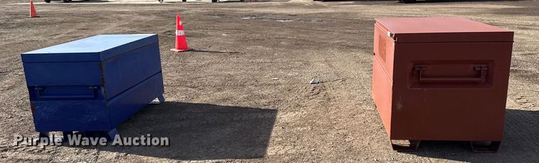 image for item DQ4179 (2) toolboxes