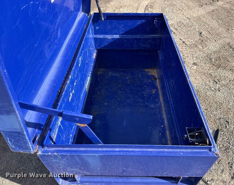 image for item DQ4179 (2) toolboxes