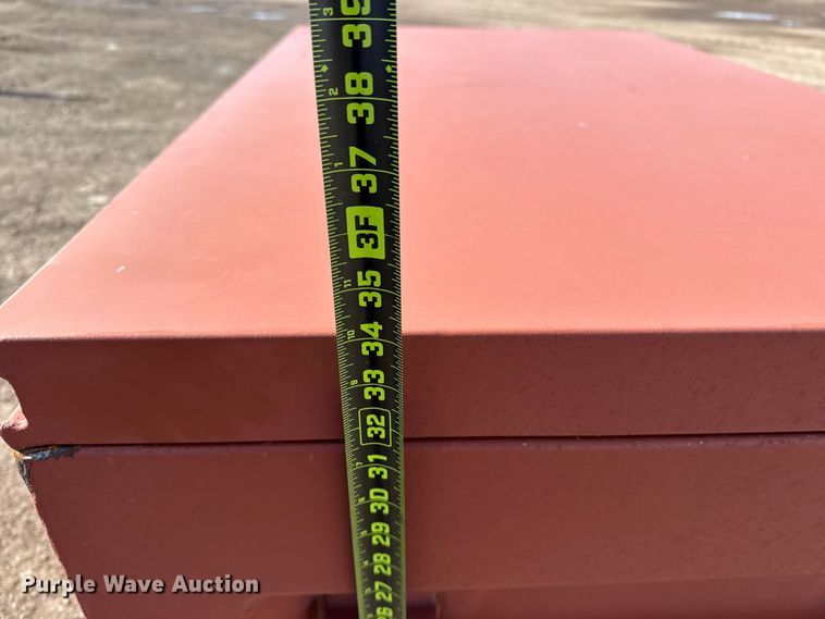 image for item DQ4179 (2) toolboxes