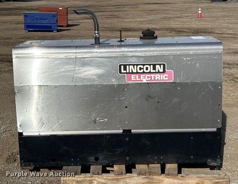 image for item DQ4181 Lincoln Electric Vantage 400 welder/generator