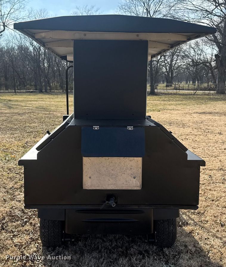 image for item DQ4188 EZ-Go Refresher 1200 food and beverage golf cart