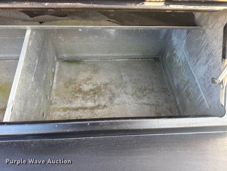 image for item DQ4188 EZ-Go Refresher 1200 food and beverage golf cart