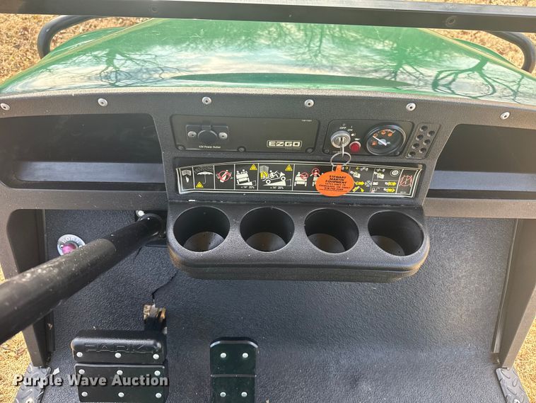 image for item DQ4188 EZ-Go Refresher 1200 food and beverage golf cart