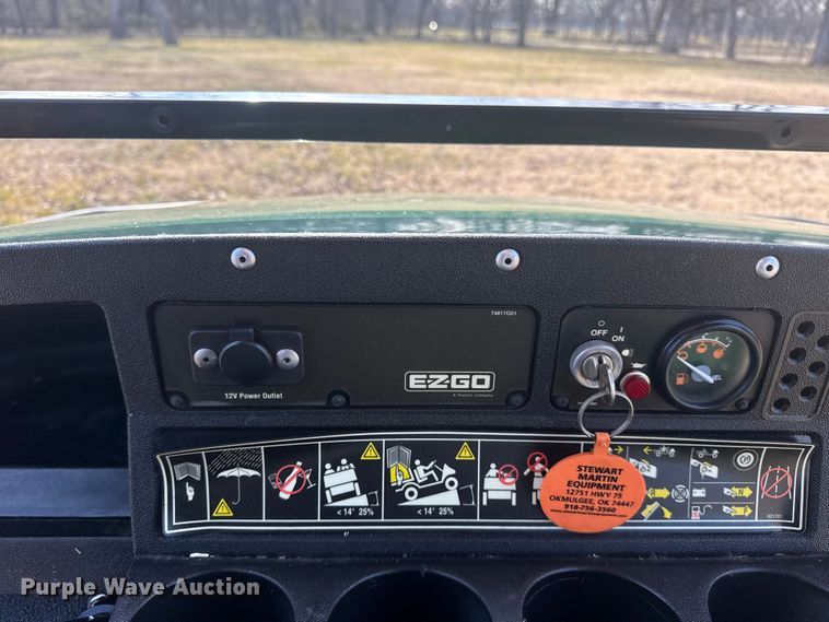 image for item DQ4188 EZ-Go Refresher 1200 food and beverage golf cart