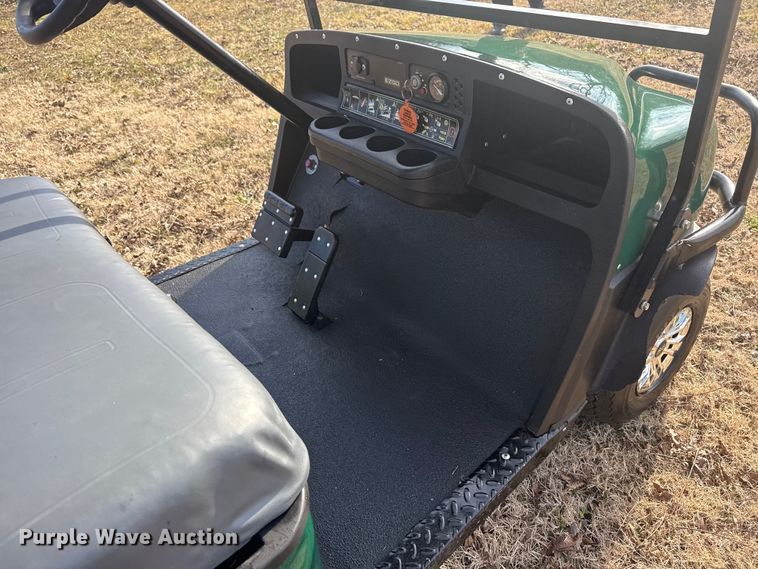 image for item DQ4188 EZ-Go Refresher 1200 food and beverage golf cart