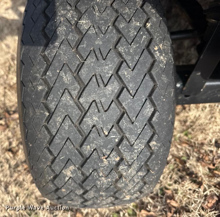 image for item DQ4188 EZ-Go Refresher 1200 food and beverage golf cart