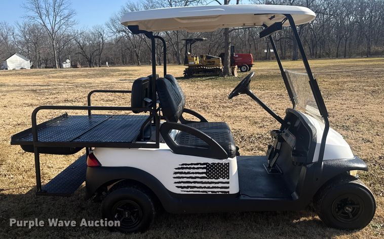 image for item DQ4190 2004 Club Car golf cart