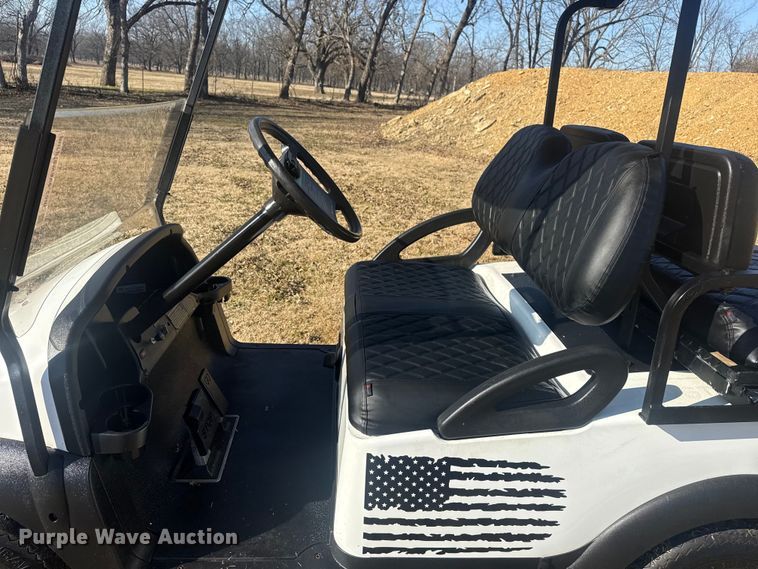 image for item DQ4190 2004 Club Car golf cart