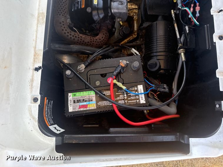 image for item DQ4190 2004 Club Car golf cart