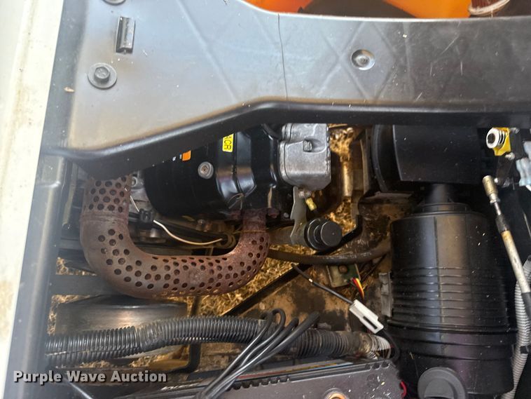 image for item DQ4190 2004 Club Car golf cart