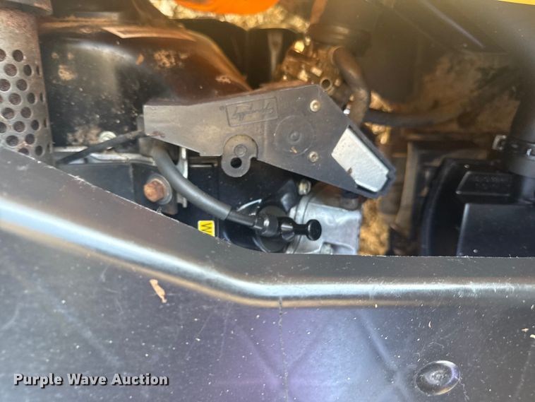 image for item DQ4190 2004 Club Car golf cart