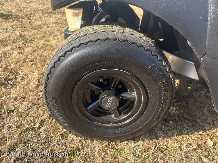 image for item DQ4190 2004 Club Car golf cart