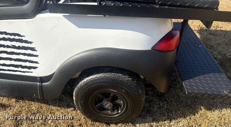 image for item DQ4190 2004 Club Car golf cart