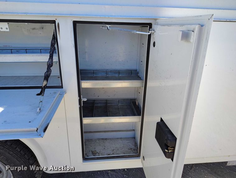 image for item DT0813 2016 Ford E350 utility van