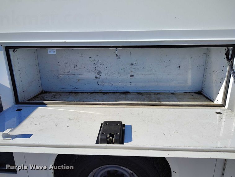 image for item DT0813 2016 Ford E350 utility van