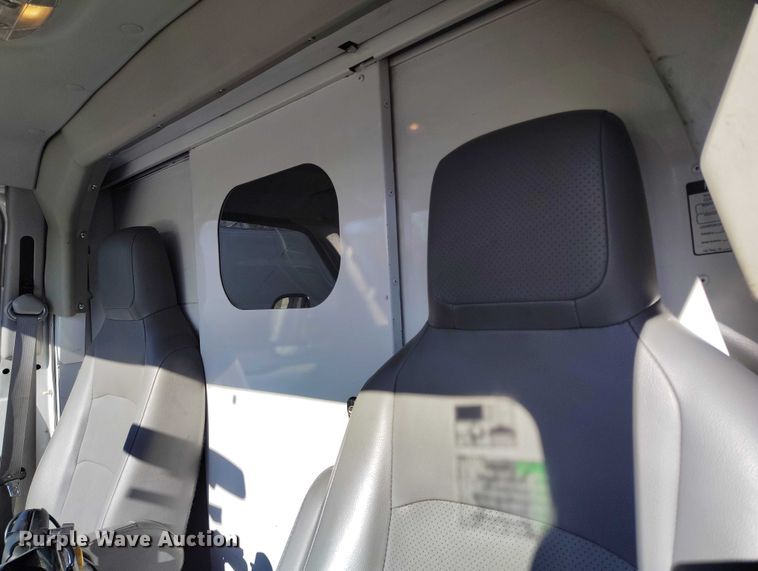 image for item DT0813 2016 Ford E350 utility van